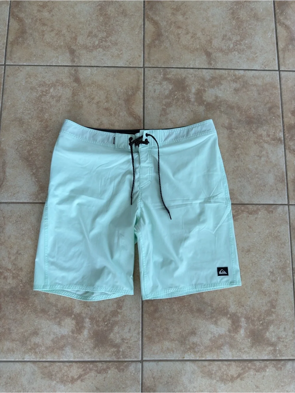 Quiksilver Men’s Minty Teal Green Board Shorts with Black Drawstring